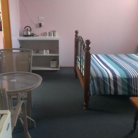 Bridport Seaside Lodge Extérieur photo